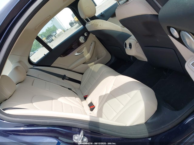 W1KWF8EB3LR581615 Mercedes-Benz m264