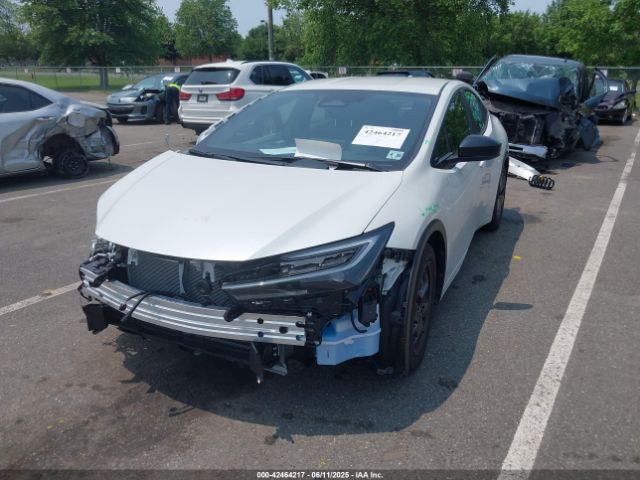 2024 TOYOTA PRIUS PRIME JTDACACU4R3033689 Photo 1