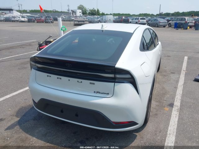 2024 TOYOTA PRIUS PRIME JTDACACU4R3033689 Photo 3