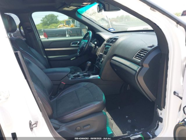 2019 FORD EXPLORER 1FM5K7D86KGA27590 Photo 4