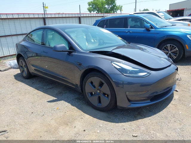 2023 TESLA MODEL 3 5YJ3E1EB0PF631633 Photo 0
