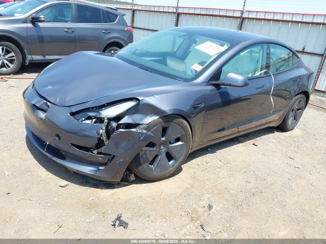 2023 TESLA MODEL 3 5YJ3E1EB0PF631633 Photo 1