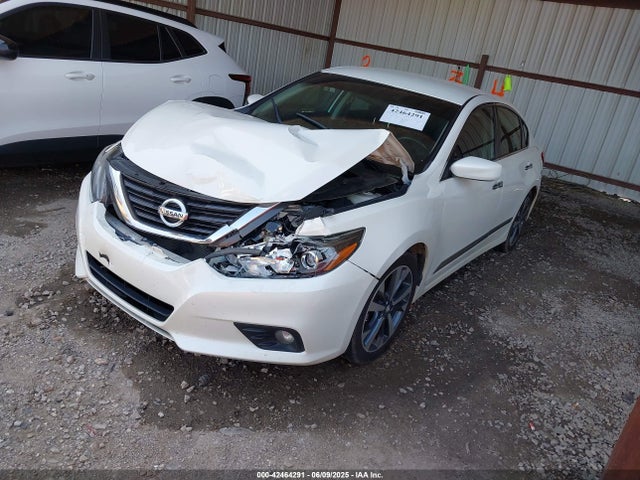 1N4BL3AP3GC292626 Nissan 2016
