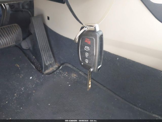 5NPE24AF5FH220613 Hyundai SONATA SE