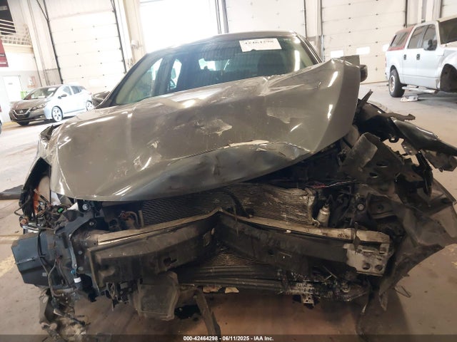 1N4AL3AP5JC255256 Nissan 2018