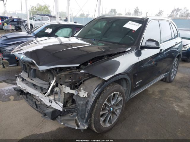 2018 BMW X5 5UXKR2C52J0X10664 Photo 1