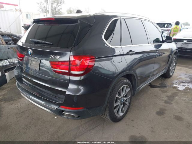 2018 BMW X5 5UXKR2C52J0X10664 Photo 3