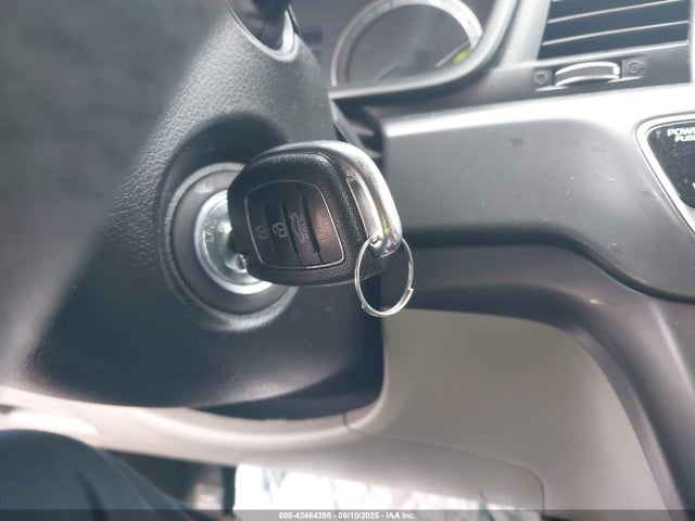 5NPE24AF9JH610980 Hyundai gdi theta-ii