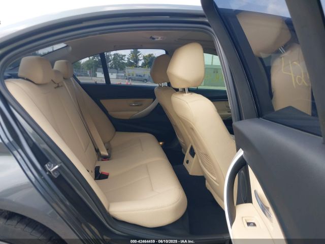 2018 BMW 320I WBA8A3C55JA358857 Photo 7