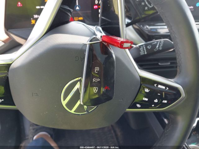 2022 VOLKSWAGEN ID.4 WVGTMPE20NP073318 Photo 10