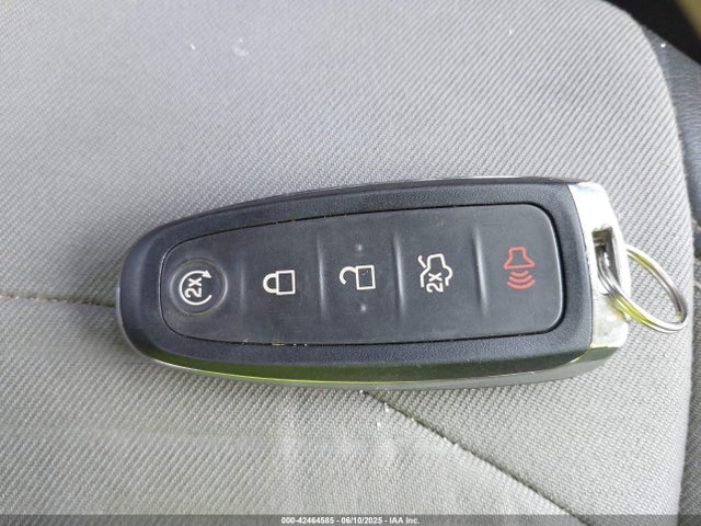 1FMCU9J9XHUC63986 Ford 2017