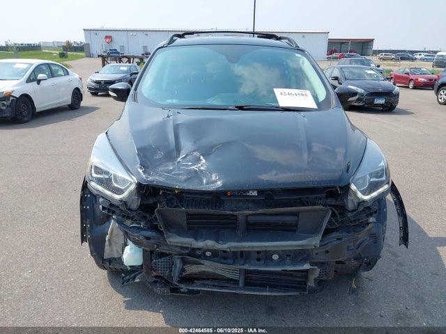 1FMCU9J9XHUC63986 Ford 2017