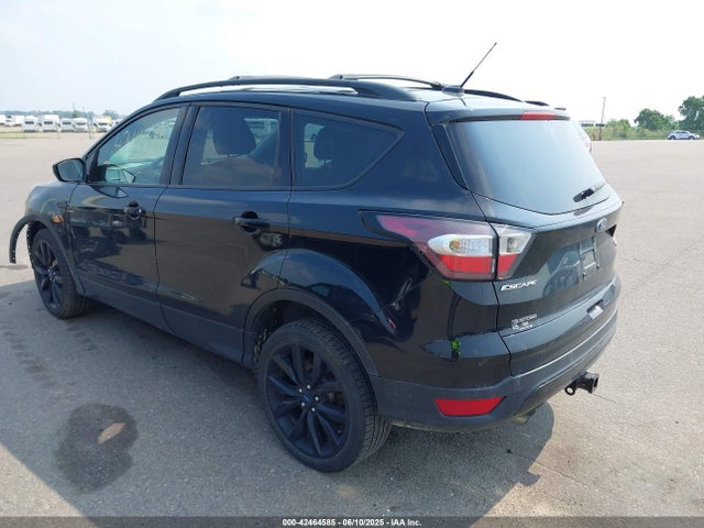 1FMCU9J9XHUC63986 Ford 2017