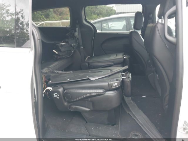 2025 CHRYSLER PACIFICA 2C4RC1BG8SR545385 Photo 7