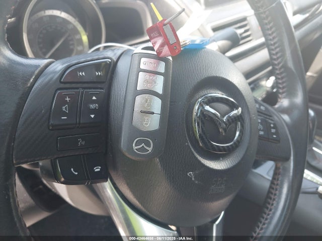 JM1BM1V73E1135550 Mazda pe