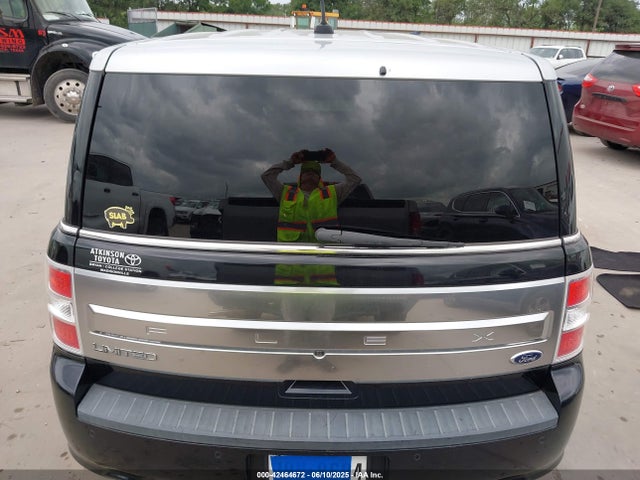 2FMGK5D82GBA06022 Ford Flex