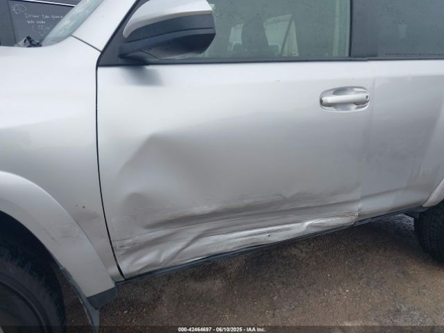 JTEMU5JR3P6158092 Toyota 4RUNNER SR5