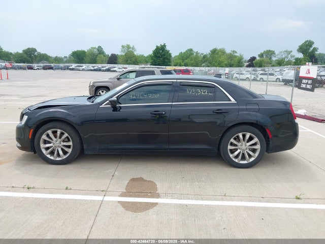 2C3CCARG6FH892211 Chrysler 2015