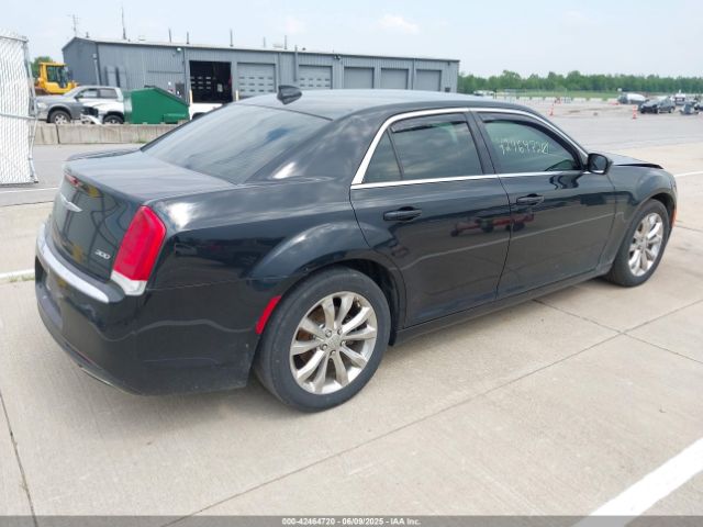 2015 CHRYSLER 300 2C3CCARG6FH892211 Photo 3