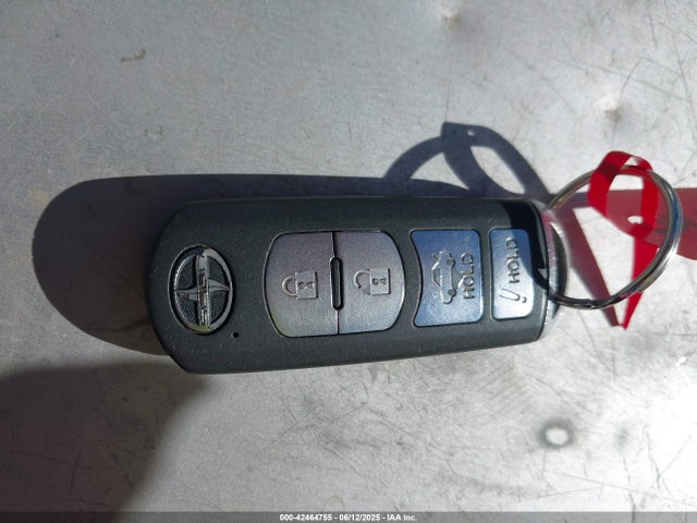 Scion p5v 2016 3MYDLBZV4GY138564 Image 11
