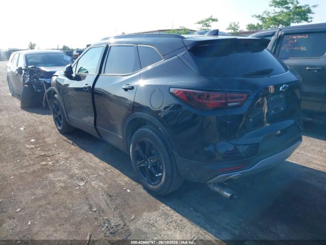 2024 CHEVROLET BLAZER 3GNKBCR42RS121720 Photo 2