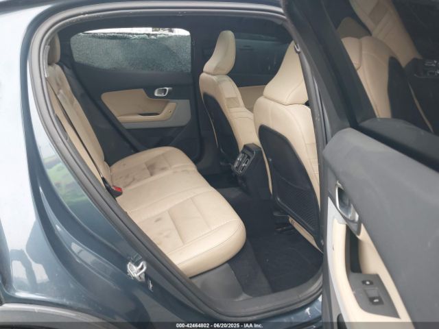 2022 POLESTAR 2 LPSED3KA1NL075497 Photo 7