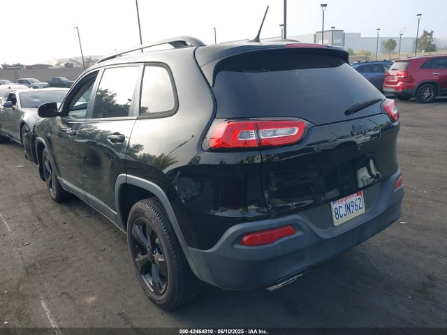 1C4PJLCXXJD556624 Jeep 2018