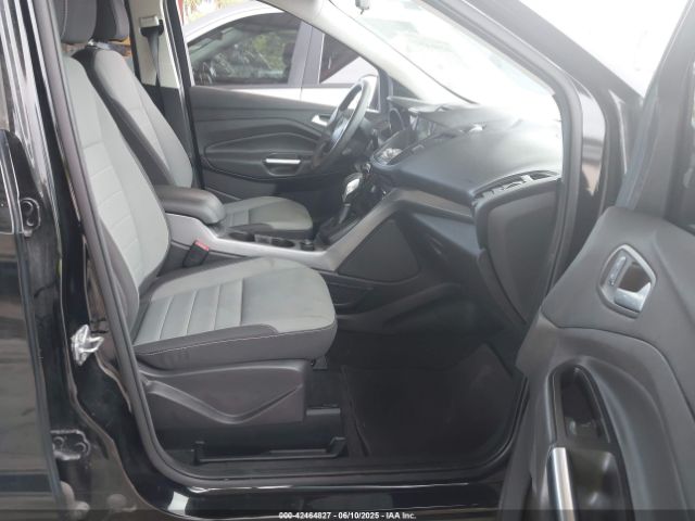 1FMCU0GXXGUA26351 Ford ESCAPE SE