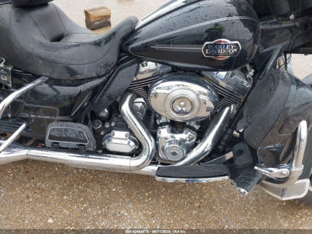 2012 HARLEY-DAVIDSON FLHTCU 1HD1FCM12CB628432 Photo 7
