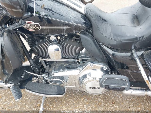 2012 HARLEY-DAVIDSON FLHTCU 1HD1FCM12CB628432 Photo 8