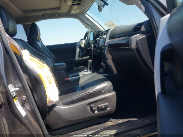 2017 TOYOTA 4RUNNER JTEBU5JR6H5417298 Photo 4