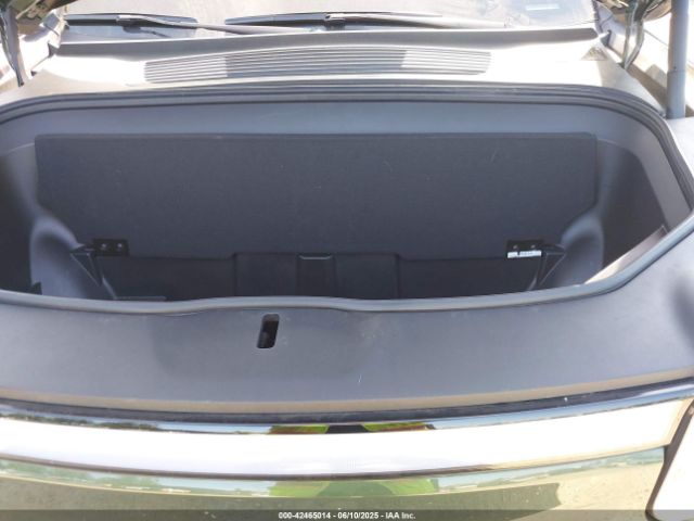 2023 RIVIAN R1S 7PDSGBBA9PN029640 Photo 9