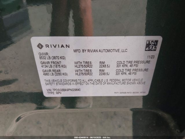 2023 RIVIAN R1S 7PDSGBBA9PN029640 Photo 8