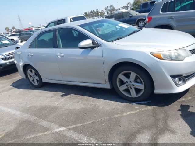 4T1BF1FK8EU418095 Toyota CAMRY SE