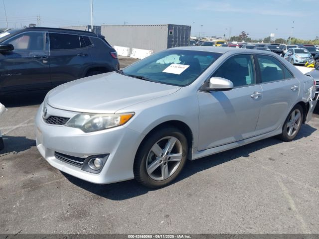 4T1BF1FK8EU418095 Toyota CAMRY SE