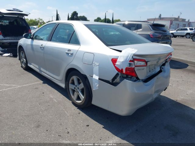 4T1BF1FK8EU418095 Toyota CAMRY SE