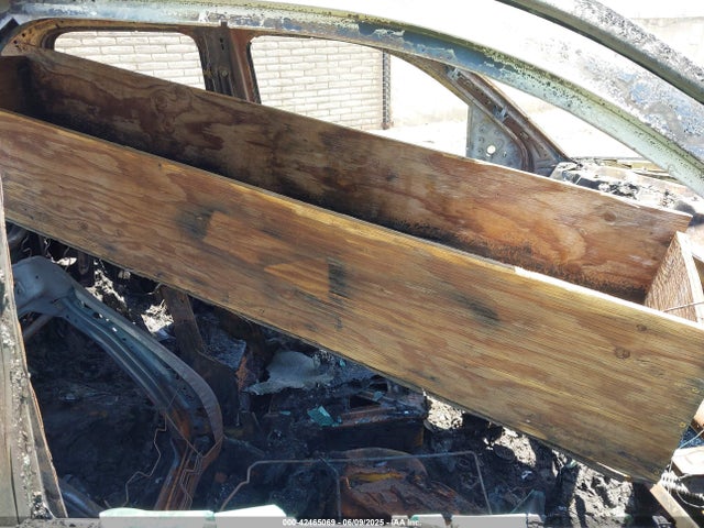 1GCVKREC9FZ321210 Chevrolet l83 - vvt, active fuel management, aluminum