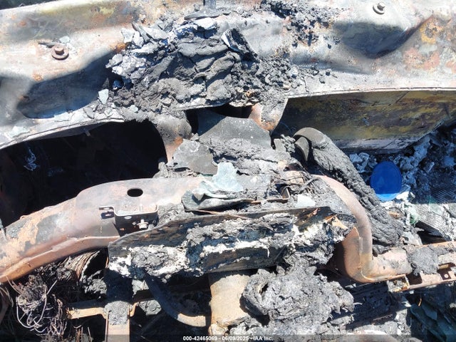 1GCVKREC9FZ321210 Chevrolet l83 - vvt, active fuel management, aluminum