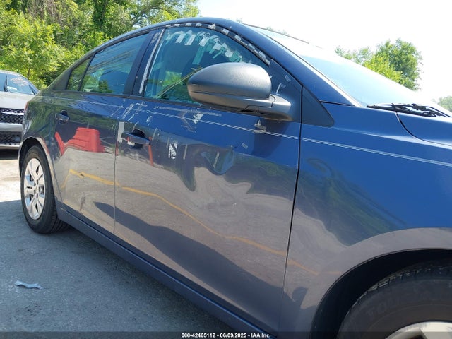 1G1PA5SH0E7169485 Chevrolet Cruze Ls Auto