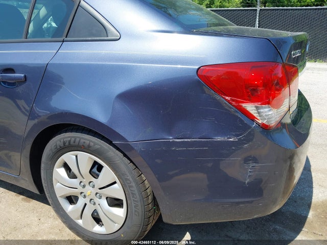 1G1PA5SH0E7169485 Chevrolet Cruze Ls Auto