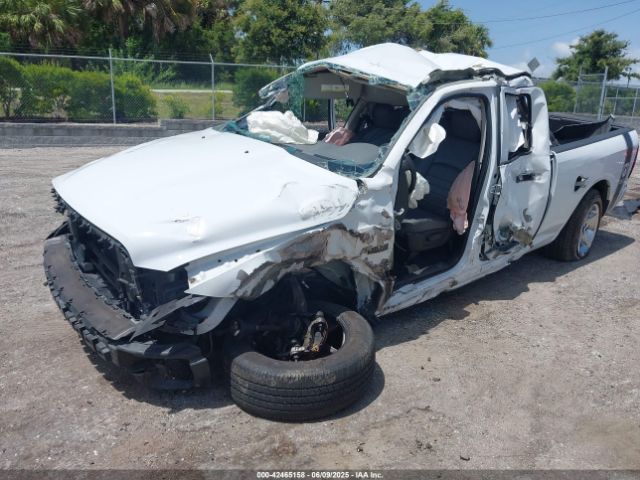 2015 RAM 1500 1C6RR7FT5FS768861 Photo 1