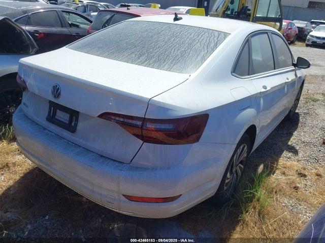 3VWE57BU1LM104222 Volkswagen 1.4 tsi