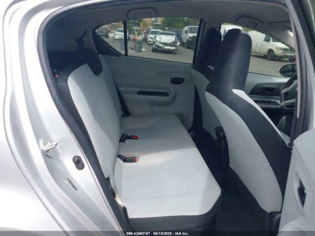 JTDKDTB37E1570732 Toyota 1nz-fxe+1lm