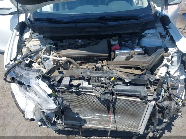 Nissan 2019 2019 KNMAT2MT7KP557140 Image 10