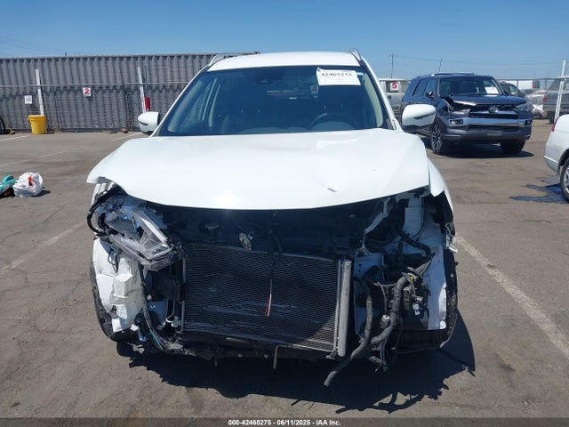 Nissan 2019 2019 KNMAT2MT7KP557140 Image 13