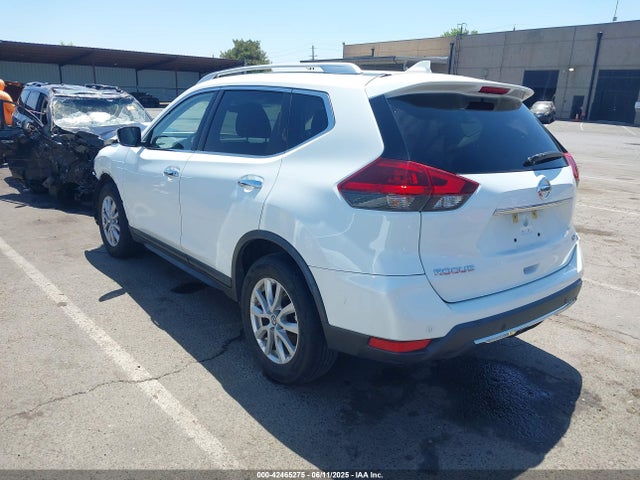 Nissan 2019 2019 KNMAT2MT7KP557140 Image 3