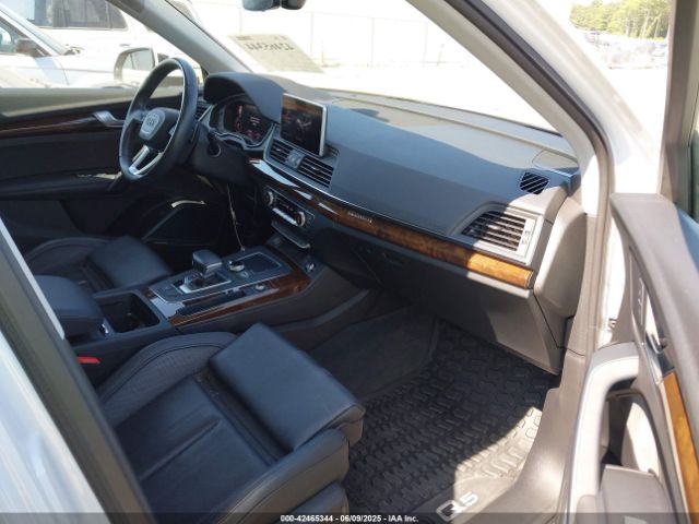 2019 AUDI Q5 WA1BNAFY1K2139360 Photo 4