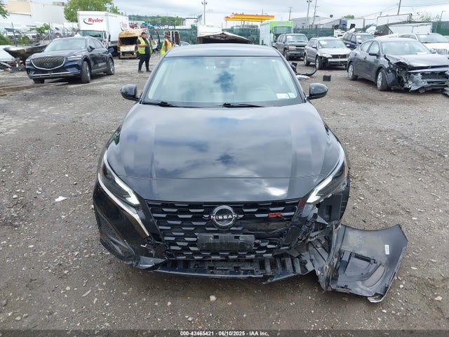 Nissan 2024 2024 1N4BL4CW1RN313233 Image 12