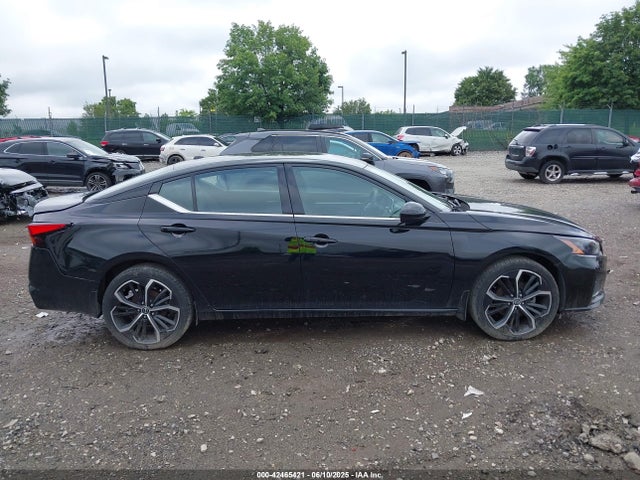 Nissan 2024 2024 1N4BL4CW1RN313233 Image 13