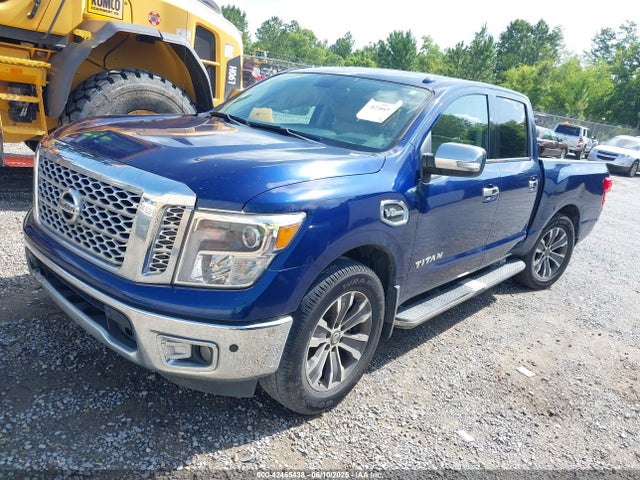1N6AA1E68HN565628 Nissan 2017